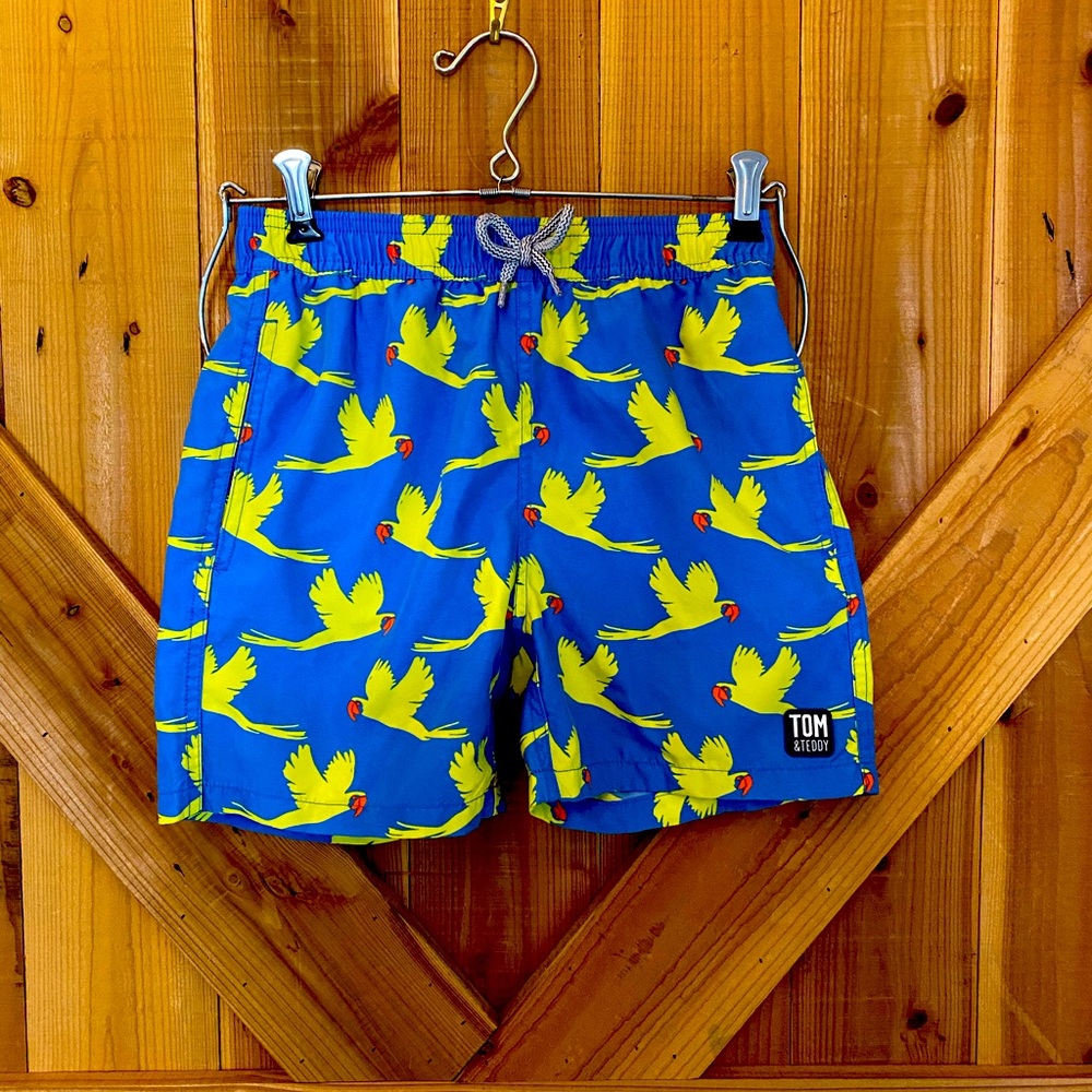 Tom & Teddy Boy’s Swim trunks, 7/8. Blue with Yellow Parrots